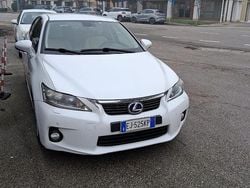Bianco Usata 2011 Lexus CT200h Luxury Line Tre volumi | 8500 € (Buon prezzo)