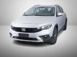 Grigio Usata 2023 Fiat Tipo Cross Tre volumi | 17.900 € (Buon prezzo)