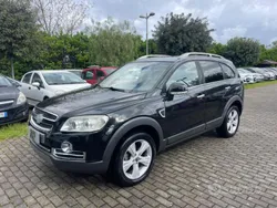 Nero Usata 2010 Chevrolet Captiva LTZ SUV | 4500 € (Buon prezzo)