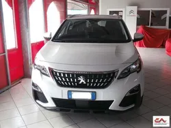 Bianco(met.) Usata 2020 Peugeot 5008 Allure Monovolume | 17.500 € (Buon prezzo)