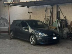 Usata 2010 VW Golf VI R-line Tre volumi | 7000 € (Buon prezzo)