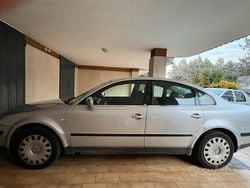 Grigio Usata 2001 VW Passat Comfortline Tre volumi | 500 € (Ottimo prezzo)