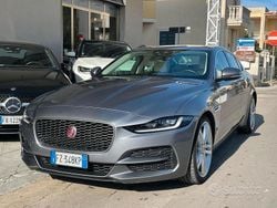 Grigio Usata 2020 Jaguar XE S Tre volumi | 27.900 € (Molto cara)