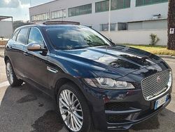 Blu/azzurro Usata 2017 Jaguar F-Pace S SUV | 23.000 € (Buon prezzo)