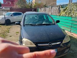 Nero Usata 2005 Opel Corsa Due volumi | 950 € (Ottimo prezzo)