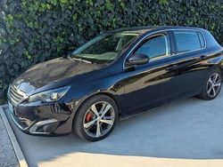 Usata 2015 Peugeot 308 Allure Tre volumi | 8100 € (Buon prezzo)