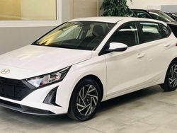 Bianco Nuova 2025 Hyundai i20 Due volumi | 16.990 € (Buon prezzo)