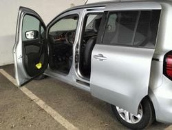 Grigio Usata 2022 Renault Kangoo Edition One Station wagon | 19.500 € (Buon prezzo)