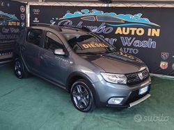 Grigio Usata 2018 Dacia Sandero Stepway Due volumi | 8499 € (Buon prezzo)