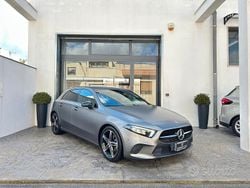 Grigio Usata 2021 Mercedes A200 Night Tre volumi | 24.800 € (Buon prezzo)