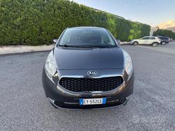 Grigio Usata 2015 Kia Venga Active Due volumi | 6500 € (Buon prezzo)