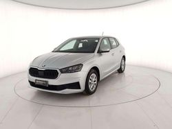 Grigio metallizzato Usata 2024 Skoda Fabia Ambition Tre volumi | 14.800 € (Buon prezzo)