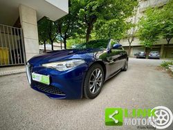 Blu Usata 2019 Alfa Romeo Giulia Business Tre volumi | 14.790 € (Super prezzo)