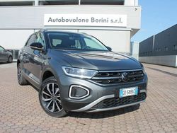 Indium grey / tetto nero Usata 2023 VW T-Roc Style SUV | 27.900 € (Cara)