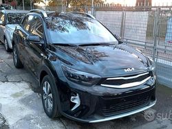 Nero Usata 2024 Kia Stonic Urban SUV | 20.900 € (Molto cara)