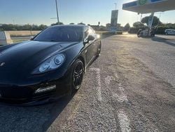 Nero Usata 2013 Porsche Panamera Platinum Edition Tre volumi | 21.990 € (Ottimo prezzo)