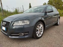 Grigio Usata 2011 Audi A3 Sportback Ambition Due volumi | 8499 € (Cara)