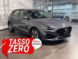 Grigio Usata 2024 Hyundai i30 Tre volumi | 21.950 € (Buon prezzo)