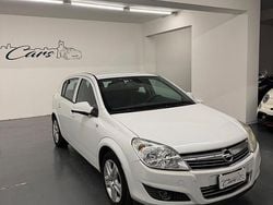 Bianco Usata 2010 Opel Astra Enjoy Tre volumi | 2900 € (Super prezzo)