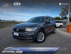 Grigio Usata 2021 VW Tiguan Life SUV | 23.850 € (Cara)