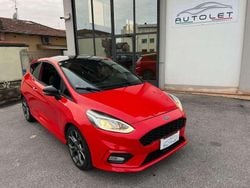 Rosso Usata 2018 Ford Fiesta ST-Line Due volumi | 8500 € (Ottimo prezzo)