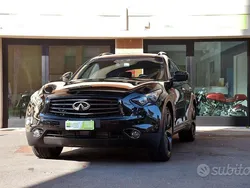 Nero Usata 2015 Infiniti QX70 SUV | 16.500 € (Buon prezzo)