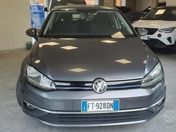 Grigio Usata 2018 VW Golf Executive Tre volumi | 10.200 € (Molto cara)