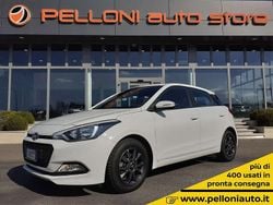 Bianco Usata 2017 Hyundai i20 Blackline Tre volumi | 11.450 € (Molto cara)