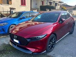 Rosso Usata 2022 Mazda 3 Tre volumi | 22.800 € (Buon prezzo)