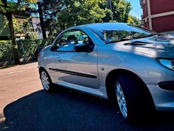 Grigio Usata 2001 Peugeot 206 CC Cabrio | 2450 € (Cara)