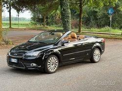 Nero Usata 2007 Ford Focus Cabriolet Titanium Cabrio | 4400 €