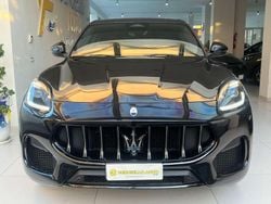 Nero metallizzato Usata 2022 Maserati Grecale GT SUV | 59.900 € (Buon prezzo)