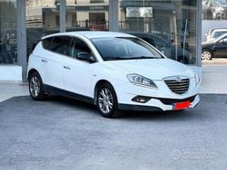 Bianco Usata 2011 Lancia Delta Gold Due volumi | 4900 € (Buon prezzo)