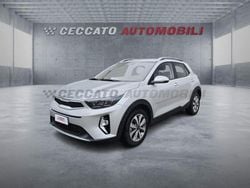 Argento Usata 2025 Kia Stonic Style SUV | 14.287 € (Super prezzo)