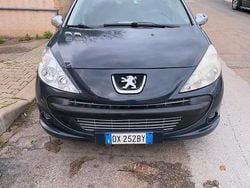 Nero Usata 2009 Peugeot 206 Tre volumi | 2200 € (Buon prezzo)