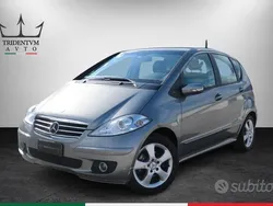 Grigio Usata 2006 Mercedes A150 Avantgarde Monovolume | 3800 € (Buon prezzo)