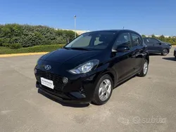 Nero Usata 2022 Hyundai i10 Due volumi | 12.900 € (Buon prezzo)