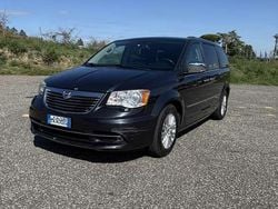 Usata 2014 Lancia Voyager Platinum Monovolume | 10.000 € (Molto cara)