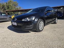 Nero Usata 2014 VW Golf Trendline Tre volumi | 10.800 € (Buon prezzo)
