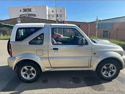 Grigio Usata 2005 Suzuki Jimny SUV | 9000 € (Buon prezzo)