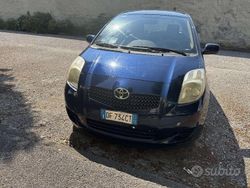 Blu Usata 2006 Toyota Yaris Sol Due volumi | 2000 € (Cara)
