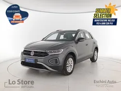 Indium grey metallizzato nero Usata 2023 VW T-Roc Life SUV | 23.500 € (Ottimo prezzo)