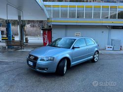 Grigio Usata 2004 Audi A3 Ambition Tre volumi | 8700 € (Cara)