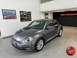 Usata 2012 VW Maggiolino Tre volumi | 7999 € (Buon prezzo)