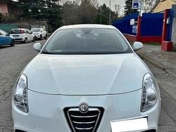 Usata 2013 Alfa Romeo Giulietta Tre volumi | 7800 € (Buon prezzo)