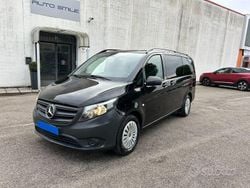 Nero metallizzato Usata 2022 Mercedes Vito Furgone | 32.400 € (Ottimo prezzo)