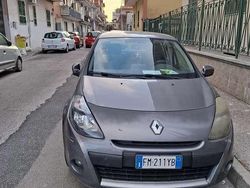 Usata 2010 Renault Clio II Dynamique Tre volumi | 1000 € (Super prezzo)