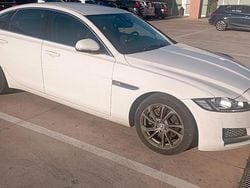 Bianco Usata 2015 Jaguar XF Tre volumi | 9900 € (Ottimo prezzo)