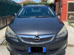 Usata 2011 Opel Astra Station wagon | 1800 €