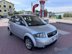 Argento Usata 2002 Audi A2 Comfort Due volumi | 1950 € (Buon prezzo)